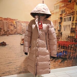 Elegant Women's Blush Puffer Coat
